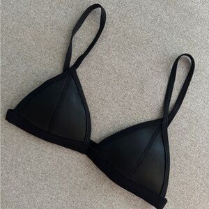 TRIANGLE matte bikini top